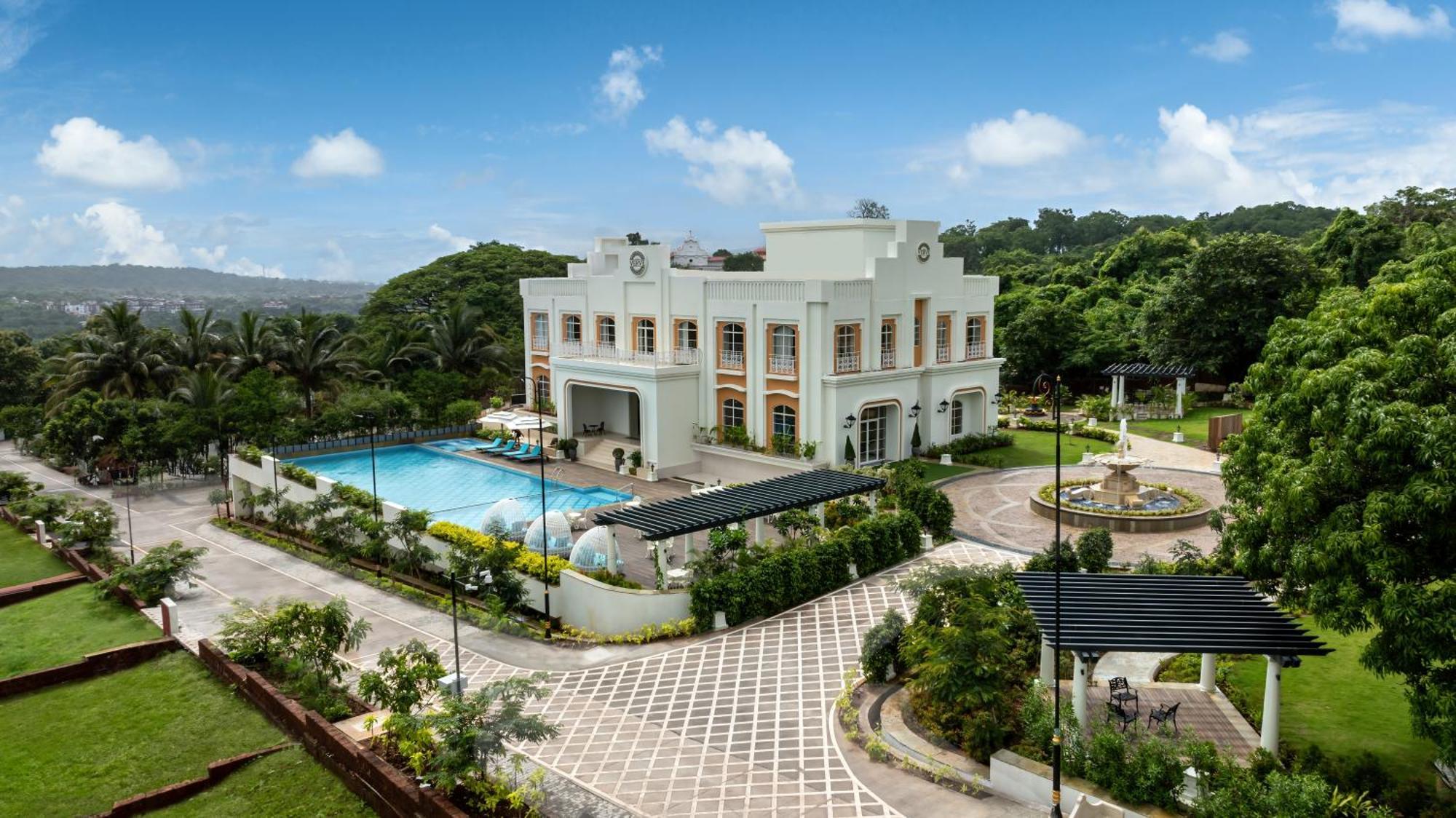 Imperial Goa Hotel Old Goa Bagian luar foto