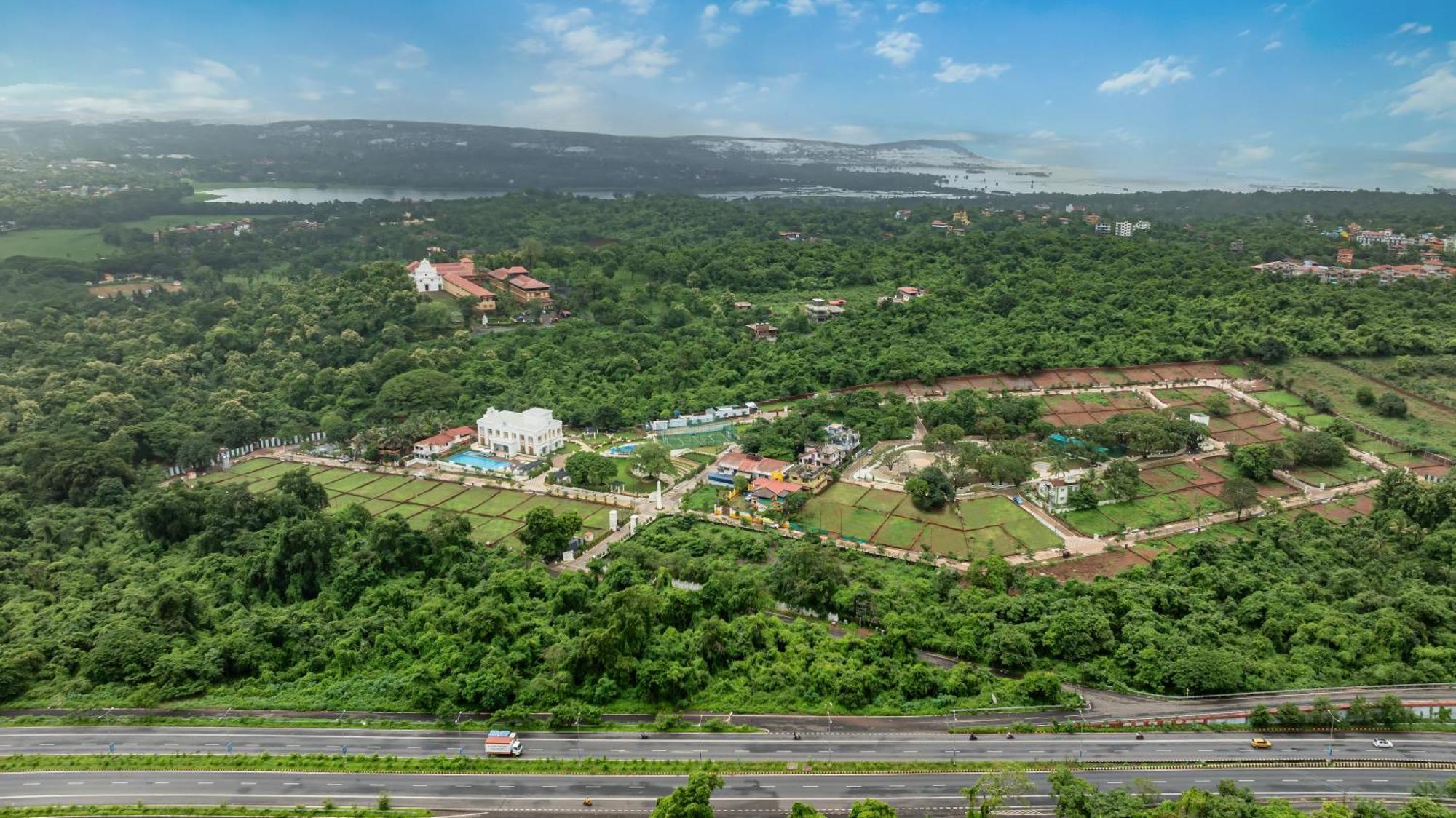 Imperial Goa Hotel Old Goa Bagian luar foto