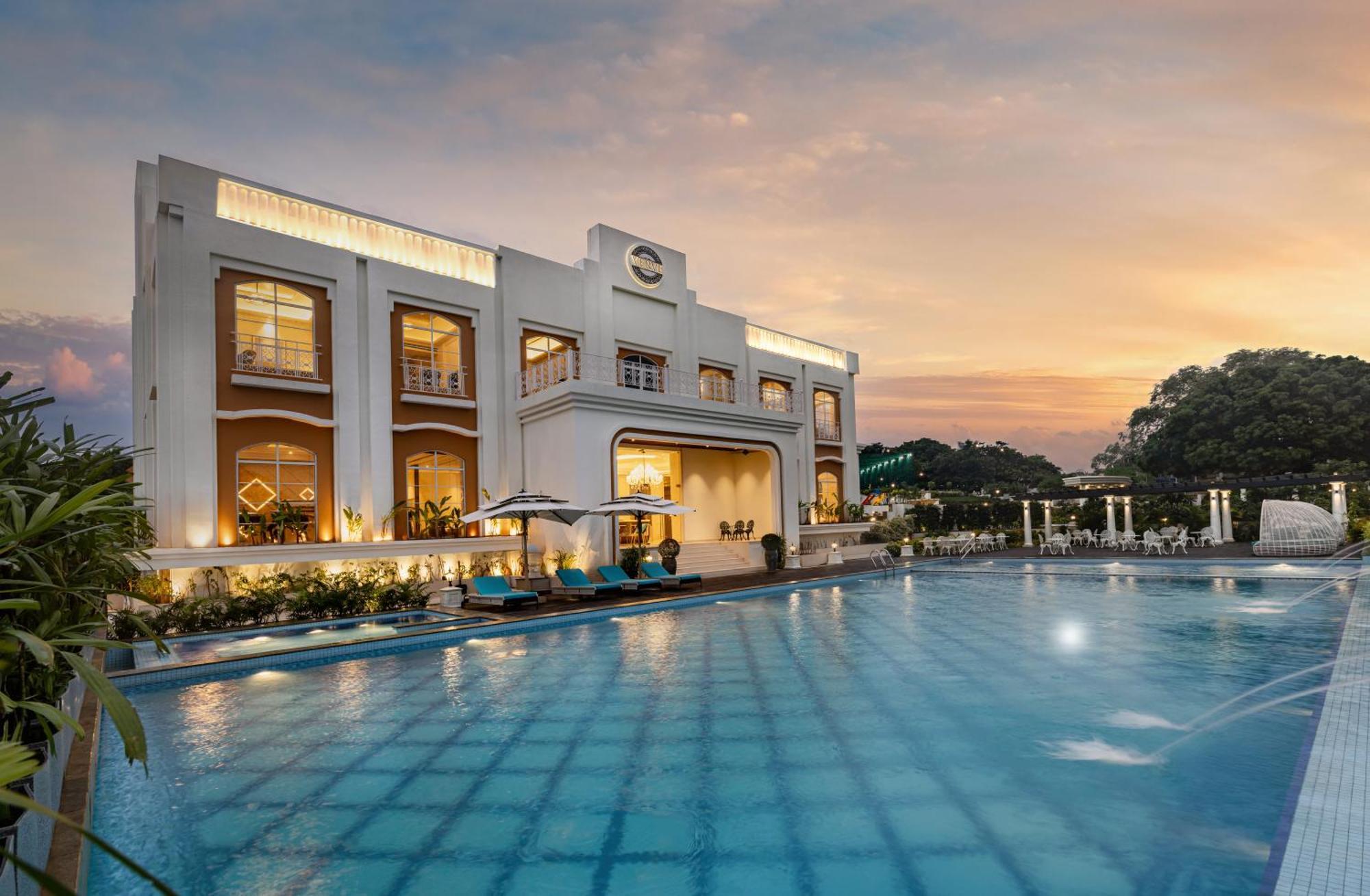 Imperial Goa Hotel Old Goa Bagian luar foto