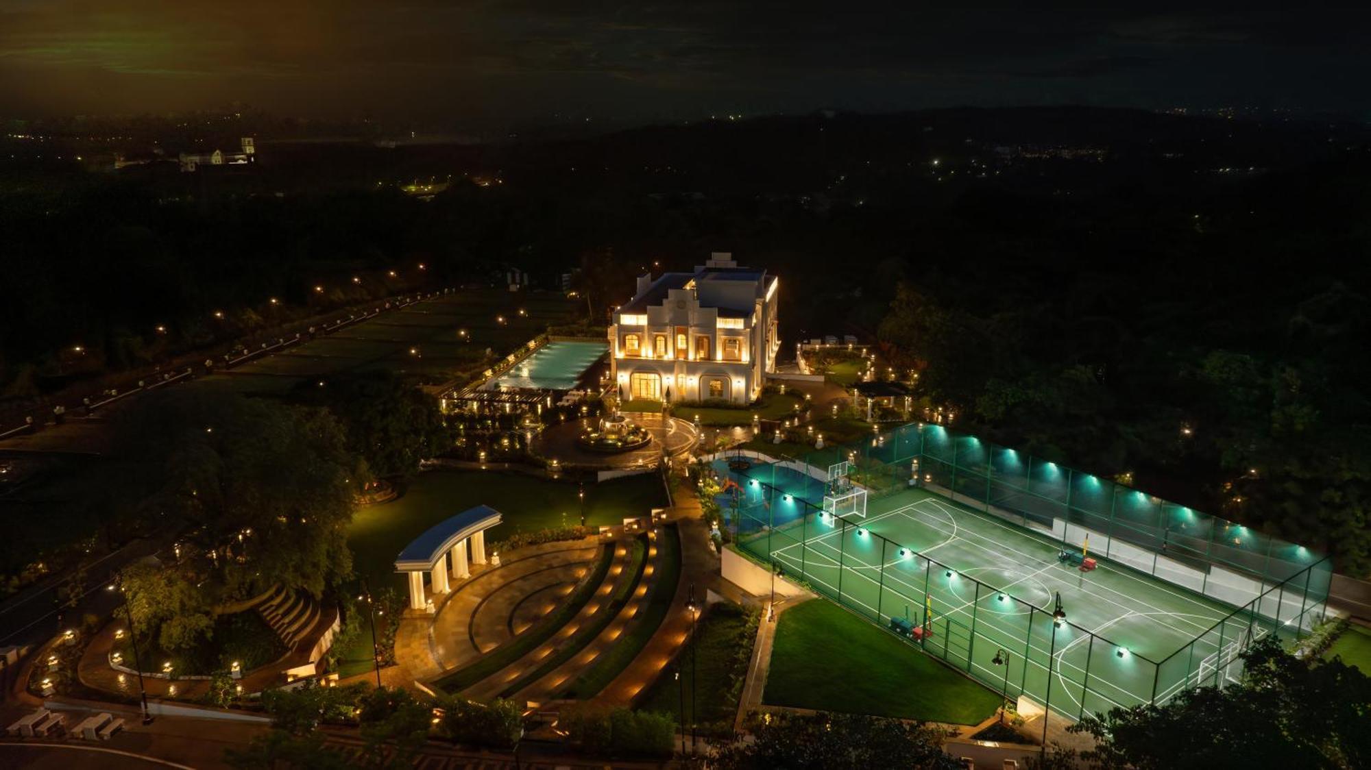 Imperial Goa Hotel Old Goa Bagian luar foto